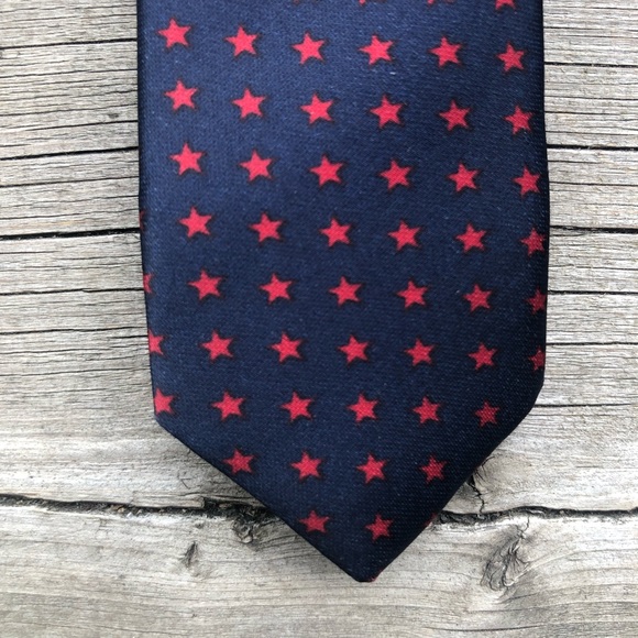 Skinny Tie, Navy with red stars - Picture 2 of 2